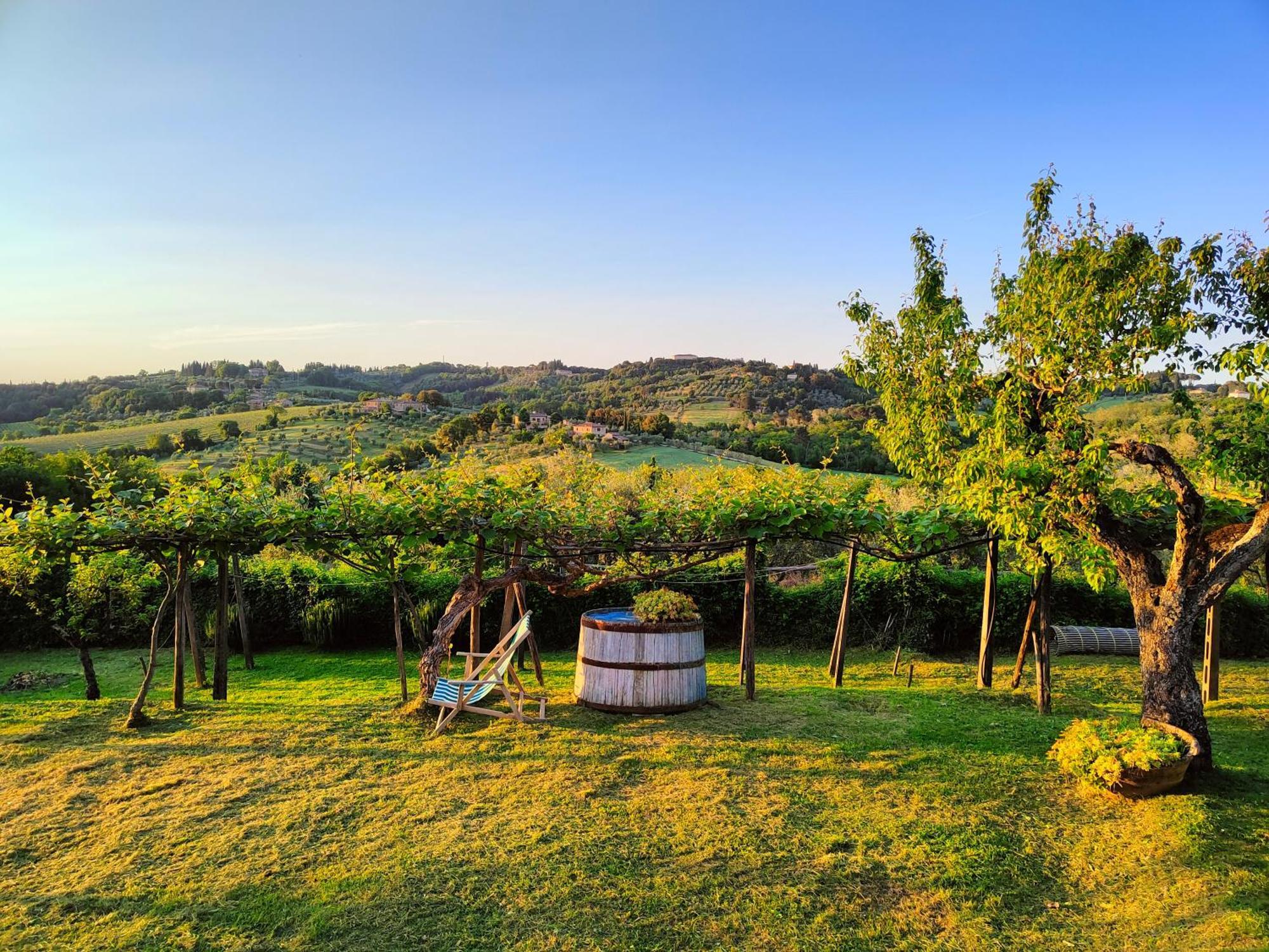Borgo Villa Certano - Case Vacanza In Toscana Siena Exterior foto
